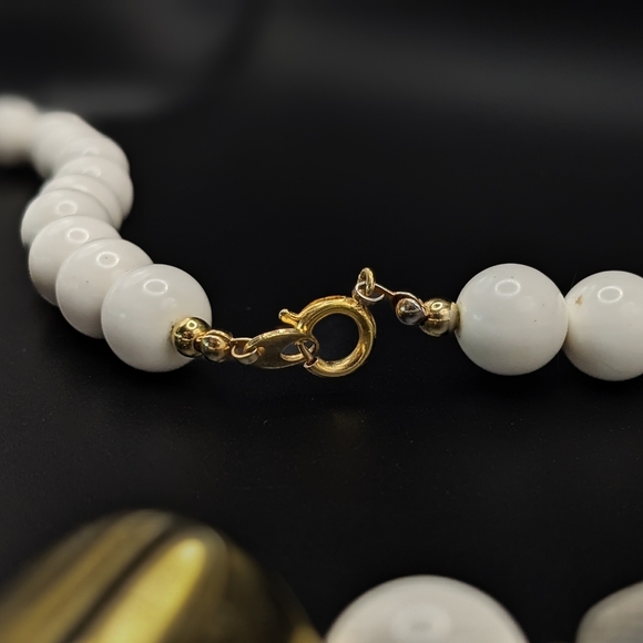 VINTAGE Japanese Hand Painted Ceramic Modernist Necklace & Clipon Earrings Set - Picture 9 of 11